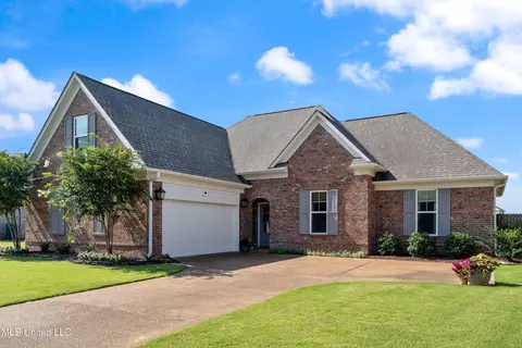 3289 Hill Valley Ln, Southaven, MS 38672