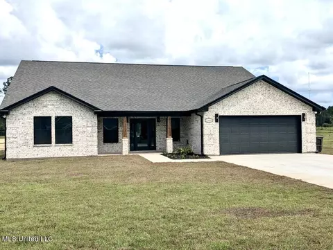 13800 Pine Ave, Vancleave, MS 39565