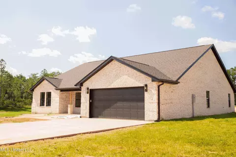 Exterior - 13800 Pine Ave, Vancleave, MS 39565 photo 2 of 4