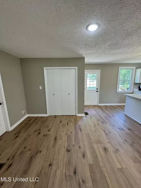 6980 Holly Springs Rd, Hernando, MS 38632 photo 9