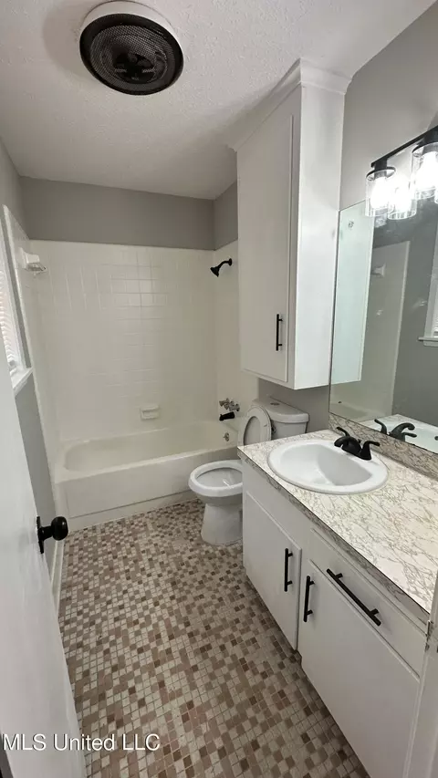 247 Champion Hill Dr, Jackson, MS 39212 photo 17