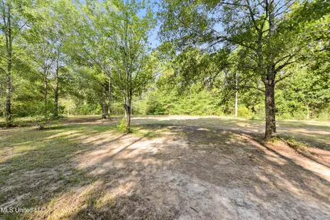 17235 Saucier Lizana Rd, Saucier, MS 39574 photo 11