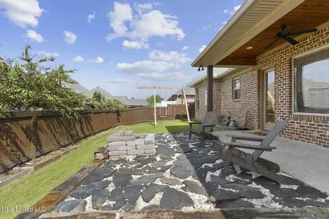 Exterior - 403 Duke Ct, Flowood, MS 39232 photo 4 of 6
