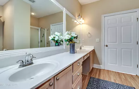 Bath - 240 Independence Blvd, Flowood, MS 39232 photo 2 of 2