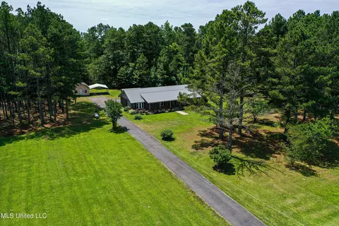 40190 Grubb Springs Rd, Aberdeen, MS 39730