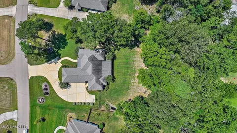 View/Area - 104 Saddlebrook Cv #104, Madison, MS 39110 photo 1 of 9