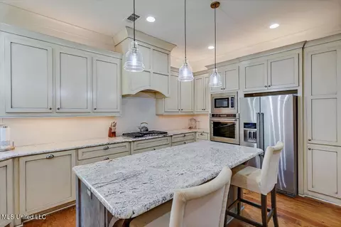Kitchen - 104 Saddlebrook Cv #104, Madison, MS 39110 photo 2 of 5