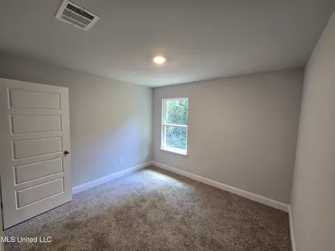 44 Vermont Dr, Petal, MS 39465 photo 6