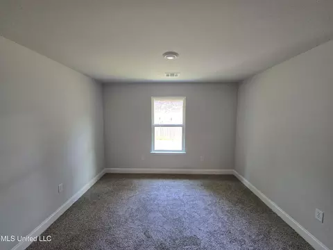 44 Vermont Dr, Petal, MS 39465 photo 9