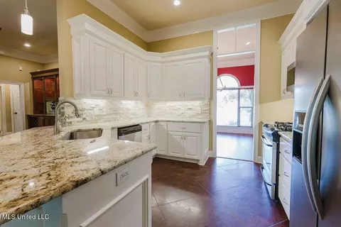 264 Lighthouse Ln, Brandon, MS 39047 photo 9
