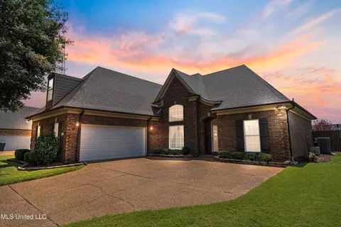 2911 Malabar Pl, Southaven, MS 38672