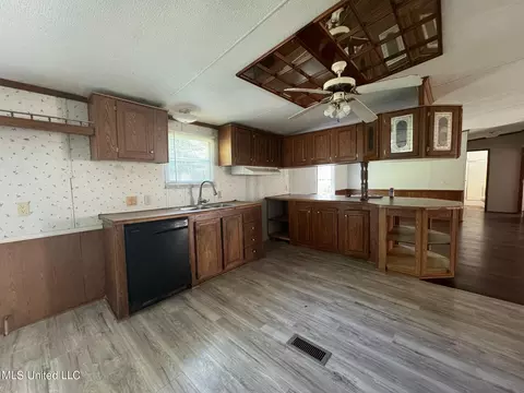 2650 Maclean Rd, Jackson, MS 39209 photo 8