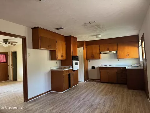 2650 Maclean Rd, Jackson, MS 39209 photo 2