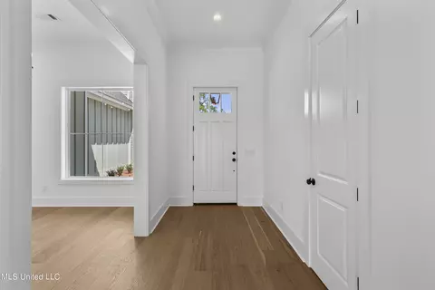 Entry Way - 128 Herons Bay Cir, Madison, MS 39110 photo 1 of 6
