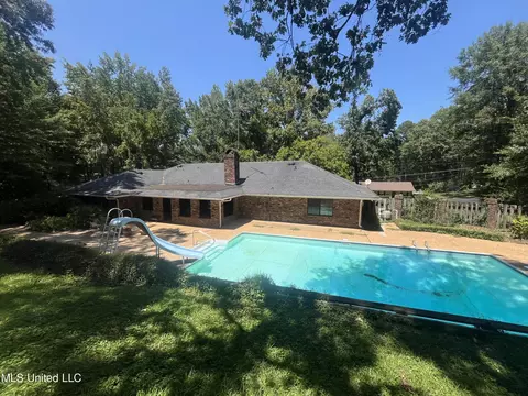 Exterior - 714 Laney Dr, Clinton, MS 39056 photo 8 of 16