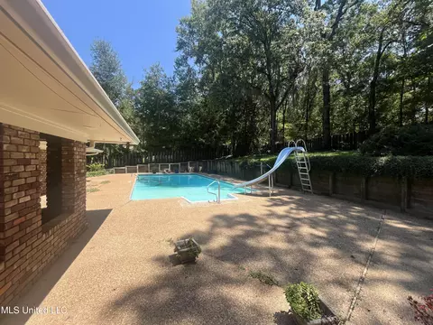 Exterior - 714 Laney Dr, Clinton, MS 39056 photo 12 of 16