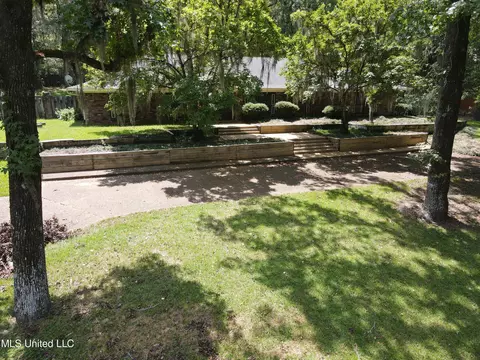Exterior - 714 Laney Dr, Clinton, MS 39056 photo 15 of 16