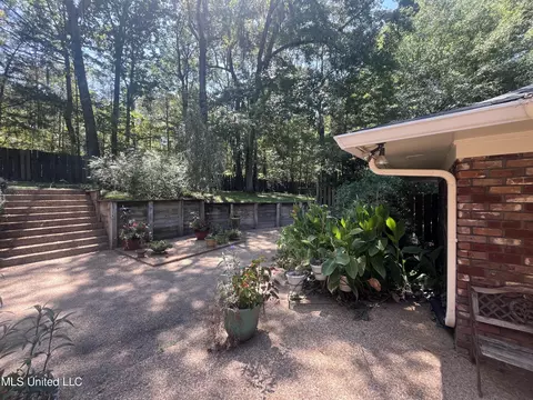 Exterior - 714 Laney Dr, Clinton, MS 39056 photo 11 of 16