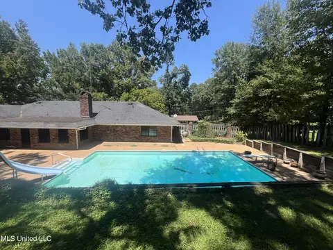 Exterior - 714 Laney Dr, Clinton, MS 39056 photo 5 of 16
