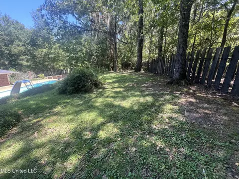 Exterior - 714 Laney Dr, Clinton, MS 39056 photo 10 of 16