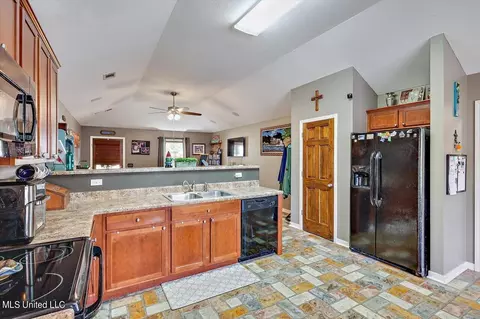 200 Barrington Cv, Florence, MS 39073 photo 10