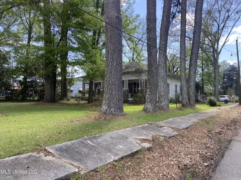 Exterior - 702 E Jackson Rd, Union, MS 39365 photo 10 of 10
