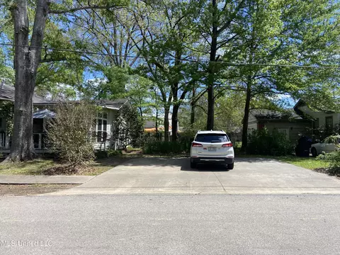Exterior - 702 E Jackson Rd, Union, MS 39365 photo 7 of 10