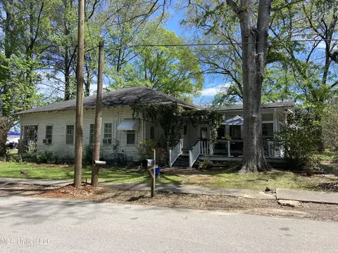 Other - 702 E Jackson Rd, Union, MS 39365 photo 2 of 2