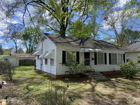 704 E Jackson Rd, Union, MS 39365 photo 2