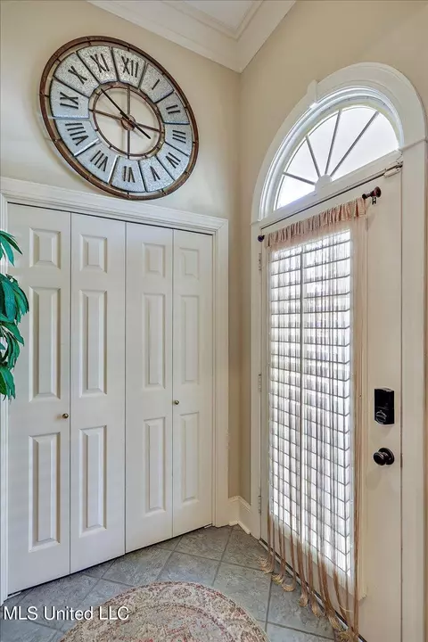 Entry Way - 109 Autumn Hill Dr, Jackson, MS 39211 photo 1 of 1