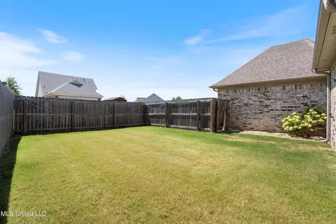 4731 E Dublin, Olive Branch, MS 38654 photo 18