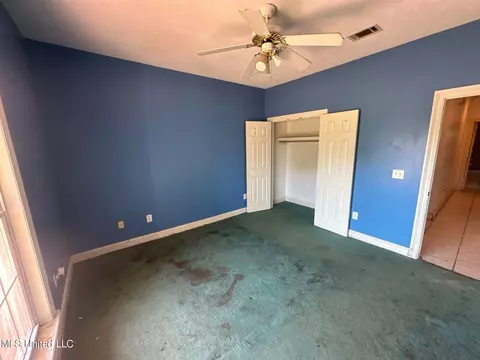 Bedroom - 802 Oak Trl, Canton, MS 39046 photo 5 of 6