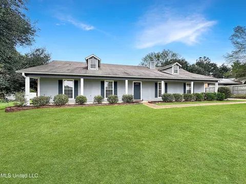 7314 Gary Rd, Byram, MS 39272