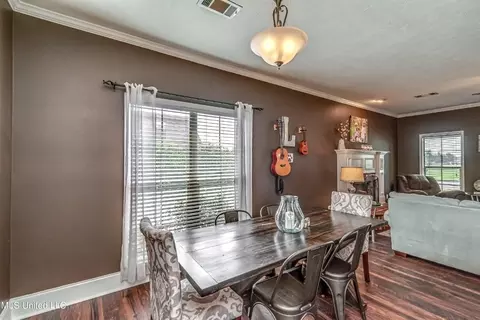 Dining - 141 Bradfield Rd, Madison, MS 39110 photo 2 of 2