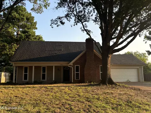 1926 Ingleside Cv, Horn Lake, MS 38637