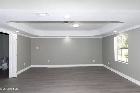 Living - 4342 Rock Creek Rd, Moss Point, MS 39563 photo 3 of 4