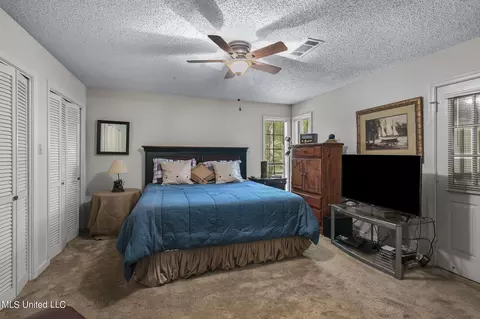 Bedroom - 104 Kathryn Dr, Brandon, MS 39042 photo 5 of 6