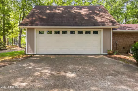 Other - 104 Kathryn Dr, Brandon, MS 39042 photo 15 of 17