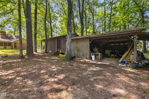 Exterior - 104 Kathryn Dr, Brandon, MS 39042 photo 17 of 23