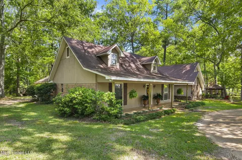 Other - 104 Kathryn Dr, Brandon, MS 39042 photo 3 of 17