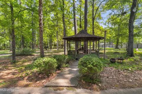 Exterior - 104 Kathryn Dr, Brandon, MS 39042 photo 23 of 23