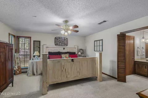Bedroom - 104 Kathryn Dr, Brandon, MS 39042 photo 1 of 6
