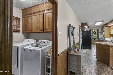 Other - 104 Kathryn Dr, Brandon, MS 39042 photo 11 of 17