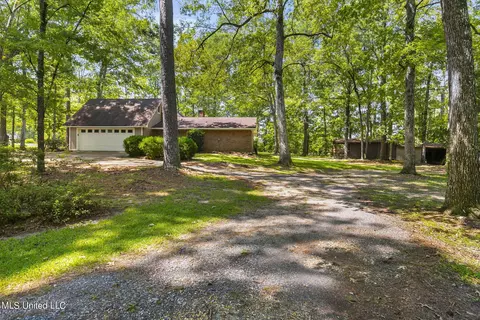 Exterior - 104 Kathryn Dr, Brandon, MS 39042 photo 22 of 23