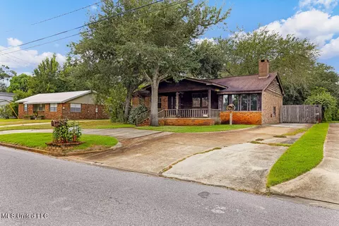 4819 Forrest St, Moss Point, MS 39563 photo 3