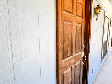 Entry Way - 223 Lewis St, Florence, MS 39073 photo 1 of 1