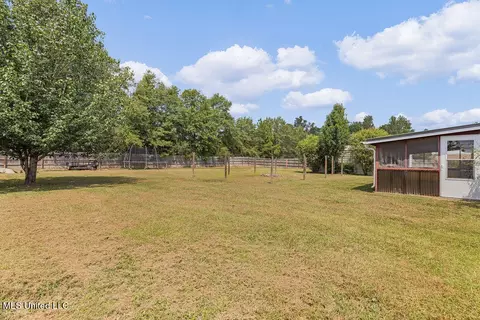 6 Colony Rd, Mchenry, MS 39561 photo 23