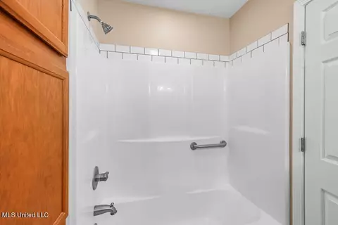 6 Colony Rd, Mchenry, MS 39561 photo 16