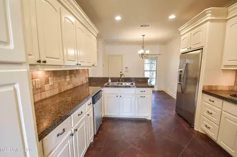 Kitchen - 101 Buckeye Dr, Madison, MS 39110 photo 1 of 4