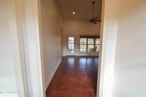 Entry Way - 101 Buckeye Dr, Madison, MS 39110 photo 2 of 5
